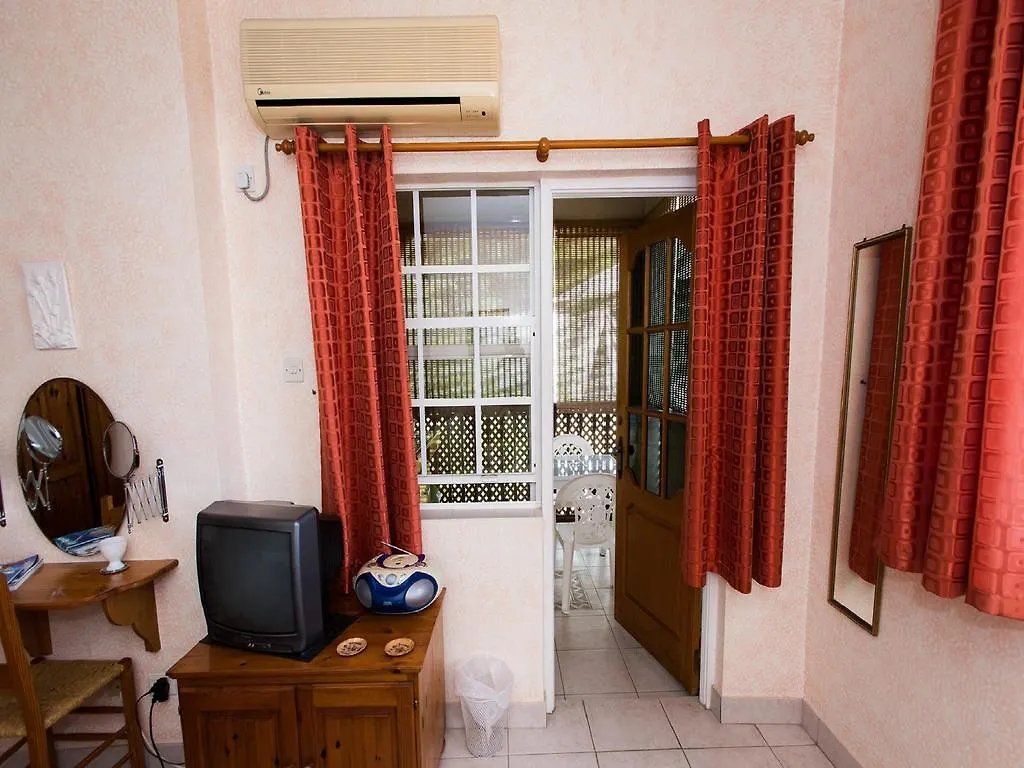 Palm Paradise Guest House And Apartments Barbados