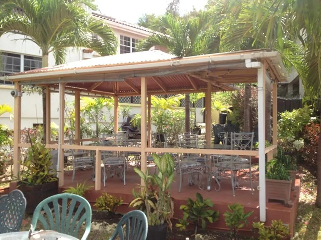 Palm Paradise Guest House And Apartments Derricks