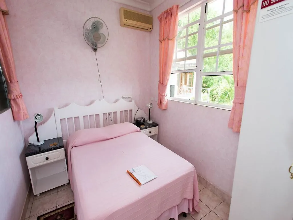 Palm Paradise Guest House And Apartments Derricks 4*,